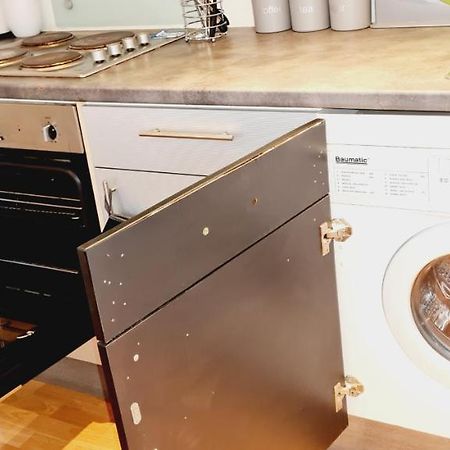 Exquisite One Bedroom Apartment In The Heart Of Sheffield City Centre Экстерьер фото